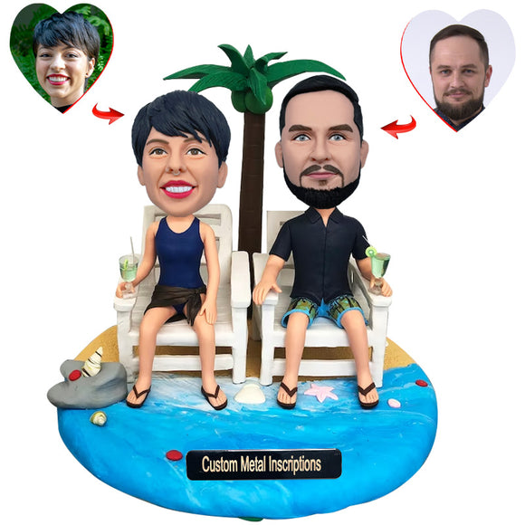 Couples on Vacation in Hawaii Custom Bobblehead with Metal Inscription